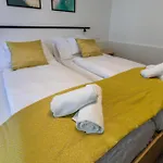 Neka Village מלון 3*