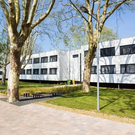 Neka Village Hotel 3*