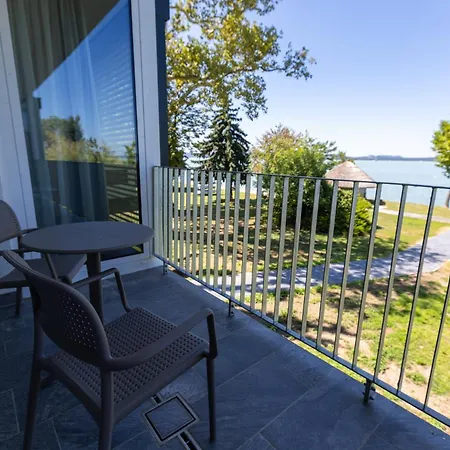 Neka Village Hotel