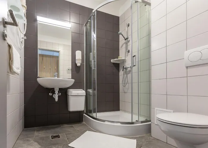 Neka Village Hotel 3*