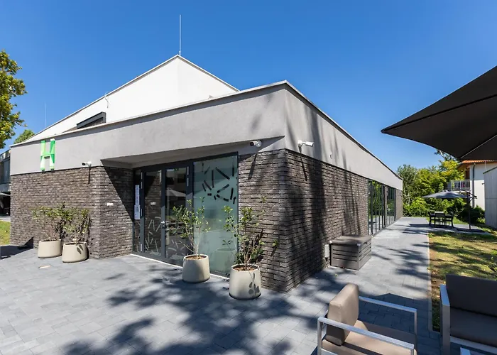 Hotel Neka Village 3*